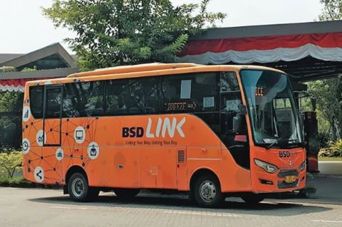 Cari info Shuttle Bus BSD Link? Cek rute, jam operasional, titik pemberhentian, dan peran BSD Link untuk mobilitas kawasan BSD, Intermoda, dan area hunian sekitarnya.