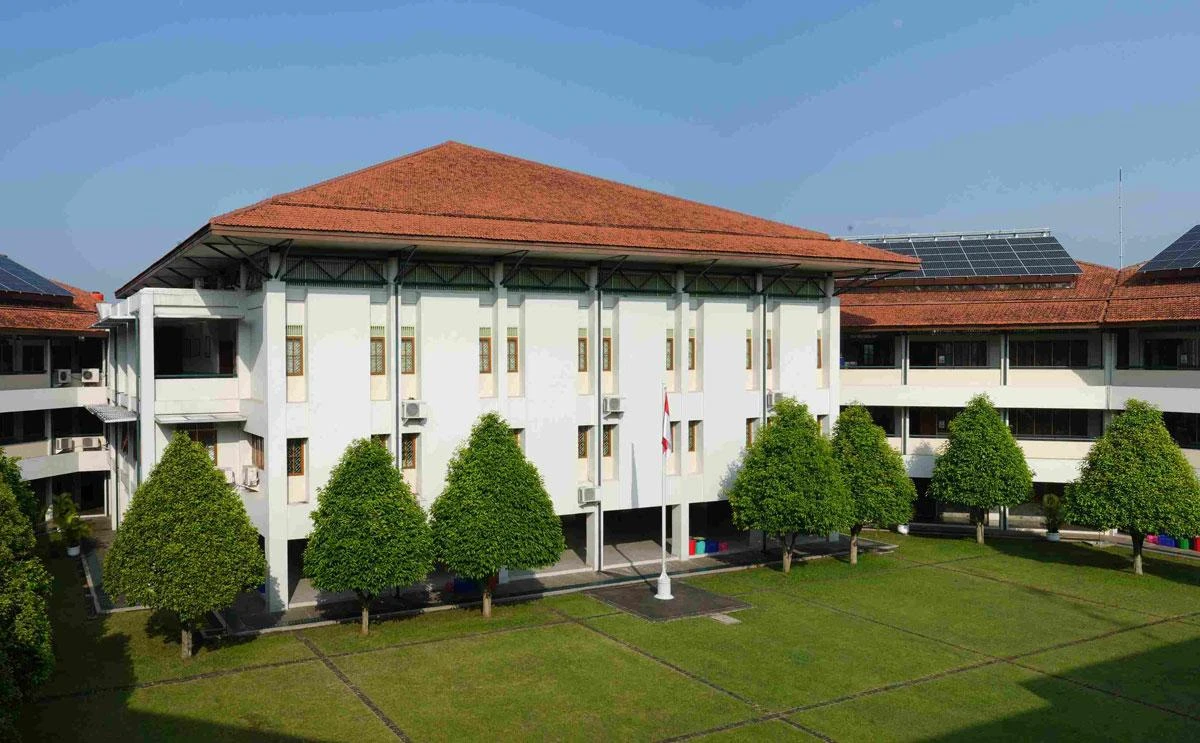 sekolah-bsd_690c299f9a5a6-Ny0WEAQ6IDsUOKHIZajL25FJhcOoqoexNQCdhd5t
