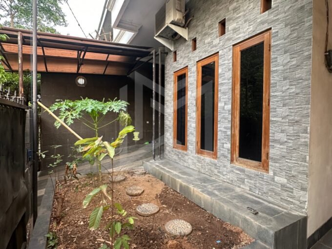 Rumah | Pondok Melati | Jl. Tampomas Raya | Bekasi