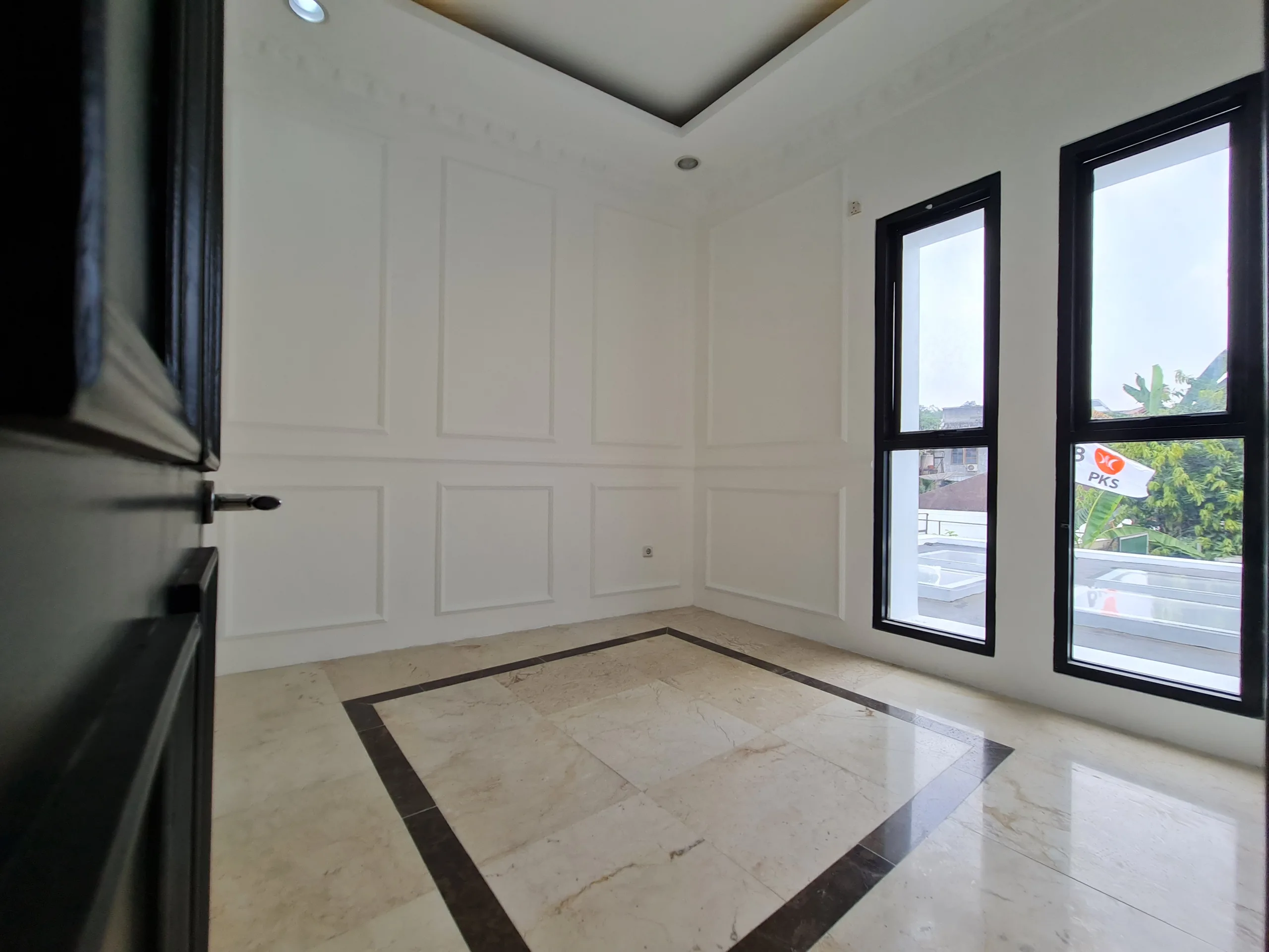 Rumah di The 9 Residence, Jagakarsa, Jakarta Selatan - foto 23