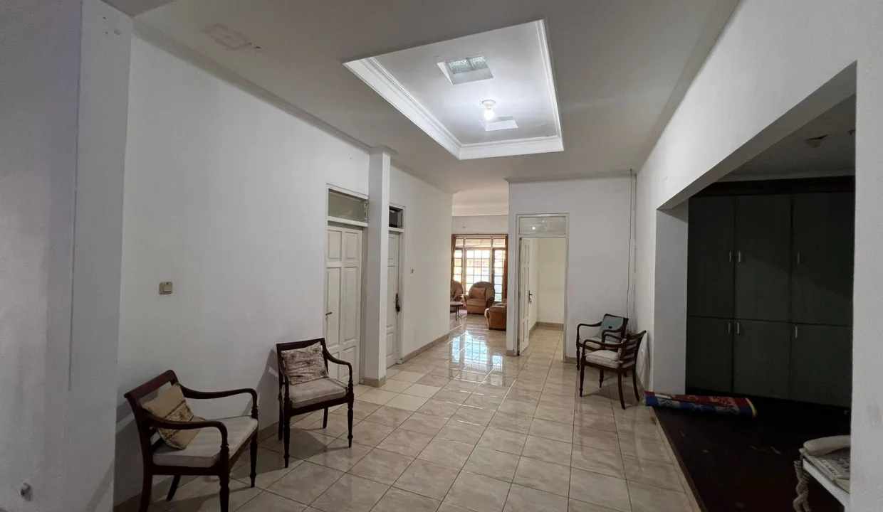 Rumah di Cinere, Depok  Blok A  Harga 3,5 M | LT 265