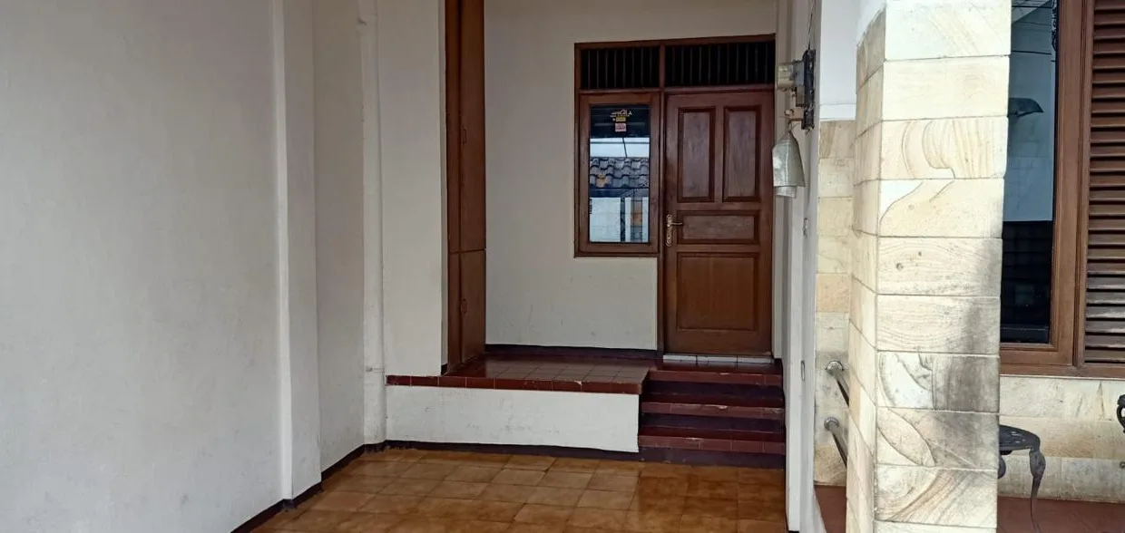 Rumah di Bumi Pusaka Cinere