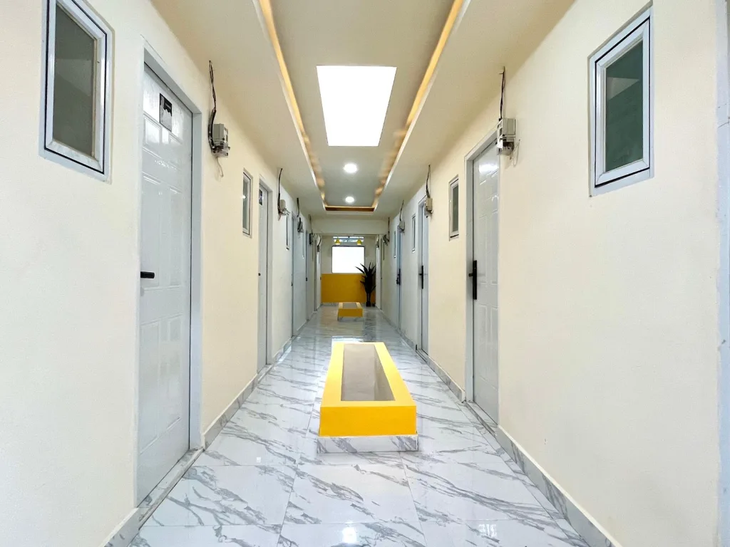 Kost dijual di Bintaro dekat stasiun, kampus, RS & BXc Mall. Lokasi strategis, cocok untuk investasi properti dengan nilai sewa tinggi.