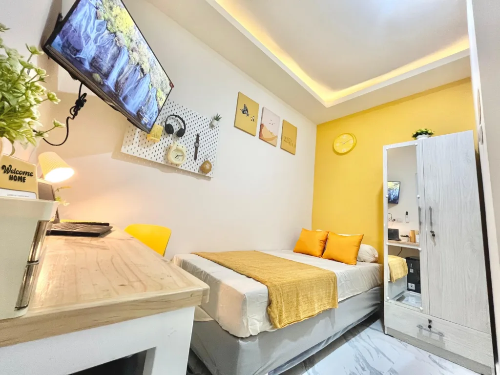 Kost dijual di Bintaro dekat stasiun, kampus, RS & BXc Mall. Lokasi strategis, cocok untuk investasi properti dengan nilai sewa tinggi.