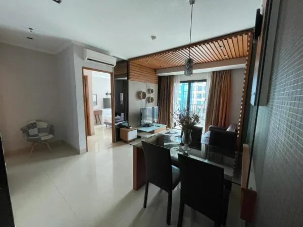 Apartemen Hampton Park luas 170 m², 3 kamar tidur, view kota. Dijual & disewa. Fasilitas lengkap, lokasi strategis TB Simatupang.