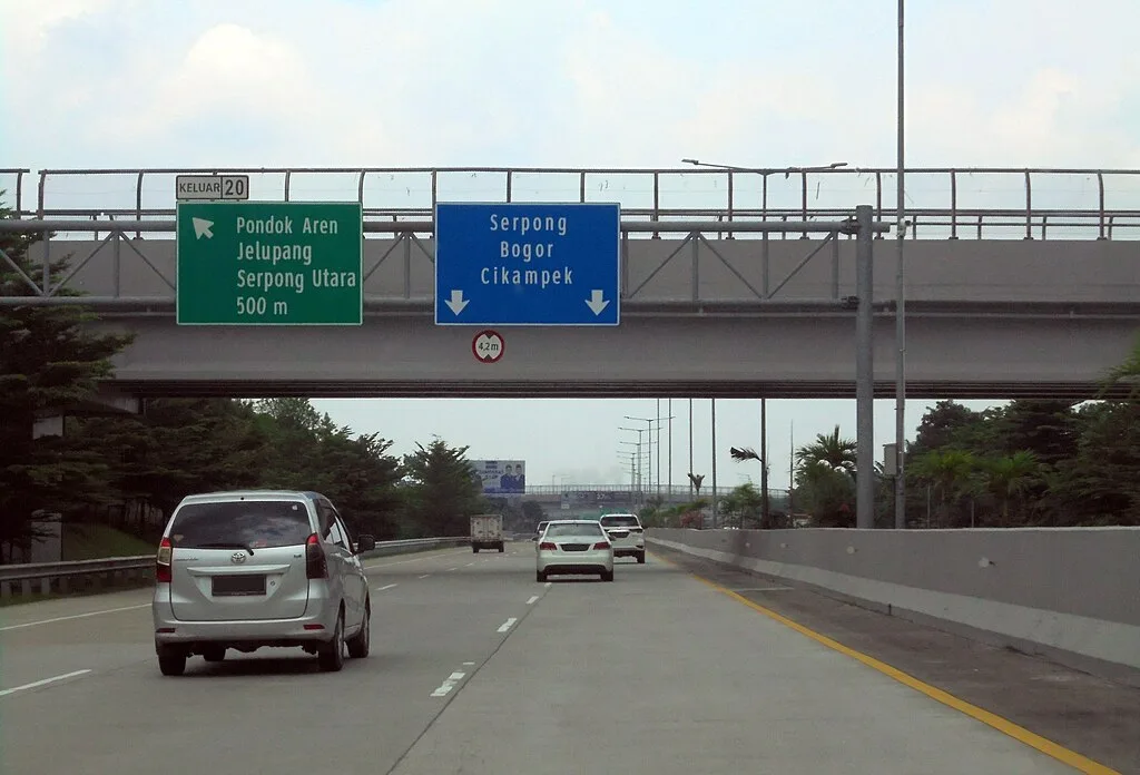 Gerbang Tol Serpong 4: Akses Utama BSD ke JORR 2, Tarif & Manfaatnya