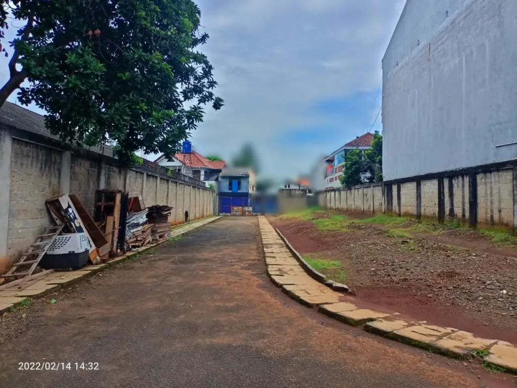 Tanah dijual di Cirendeu Ciputat Timur, Jalan SD Inpres. Luas 3.544 m², akses 2 mobil, plotting ±21 unit. Cocok cluster/perumahan. Rp 4,3 jt/m² nego. Lokasi TOP
