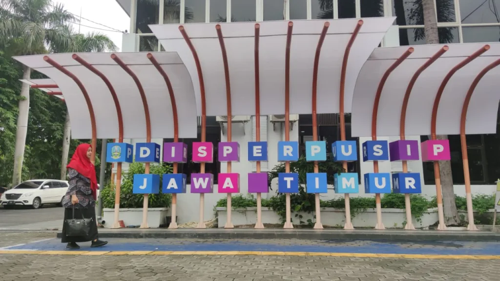 Fasilitas dan Sudut Sudut Taman Literasi Blok M Oase Literasi di Jantung Jakarta (1)