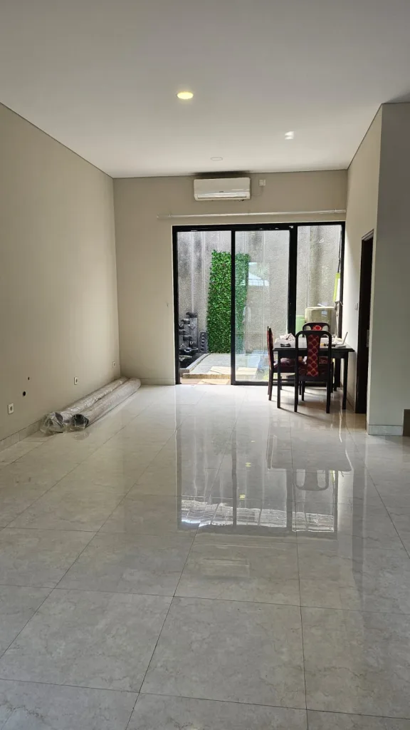 Rumah dijual the Arcadia bintaro, Pondok Aren : LT116/LB168, 2 KT, 2+1 KM, carport 2, SHM, listrik 2200 VA, Semi Furnished  Lokasi strategis, siap huni