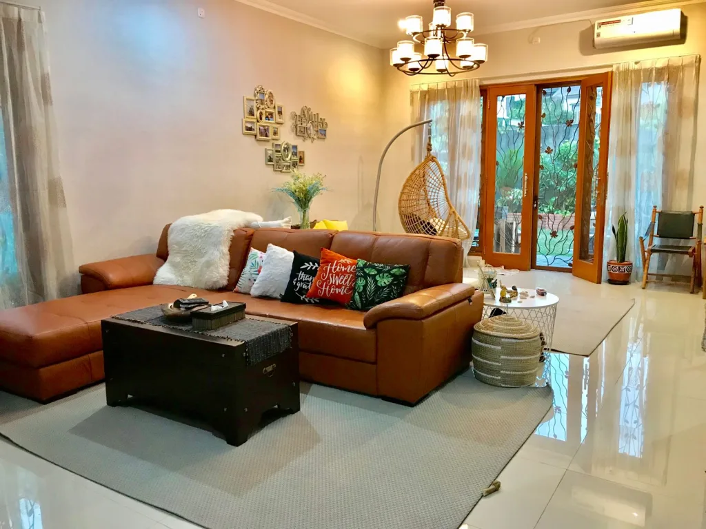 Rumah dijual Lebak Bulus Jakarta Selatan di Jl Mawar Indah. Dekat MRT, tol, PIM & RS. Lingkungan rapi, akses cepat, investasi naik. Cek unit terbaik sekarang.