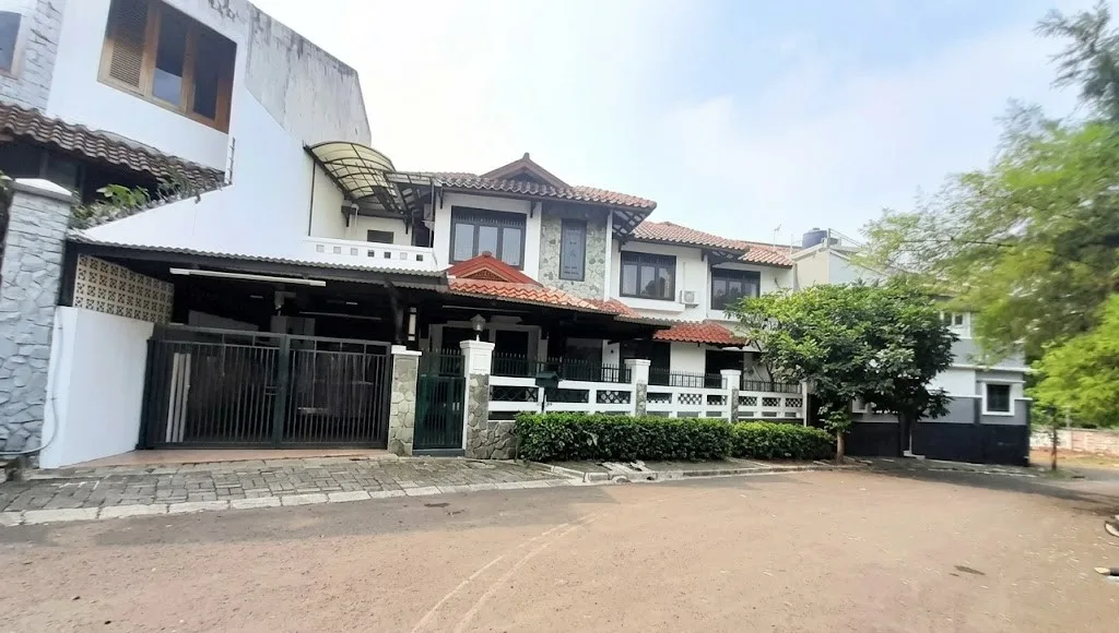 Rumah di Puri Cinere, Pangkalan Jati, Depok