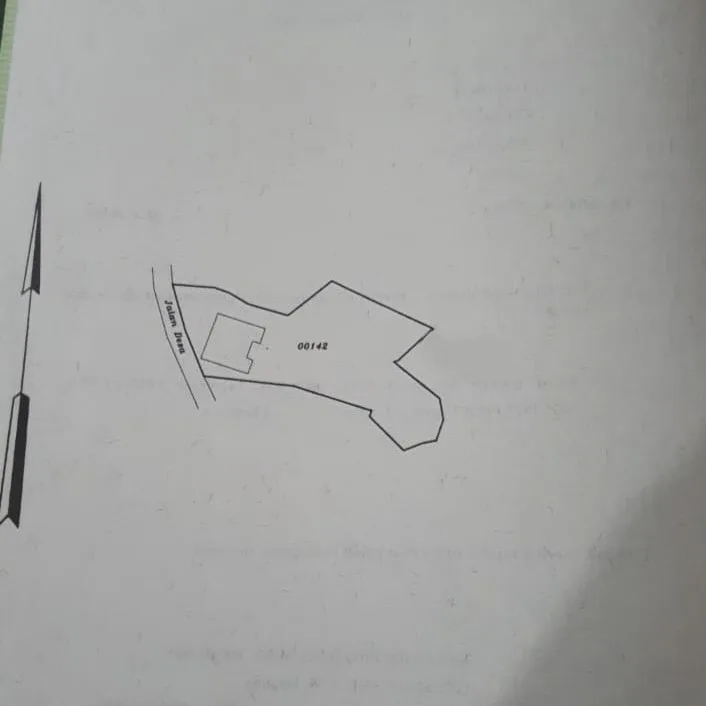 Rumah di Jalan Mariwati, Ciwalen–Cibadak, Sukaresmi Cipanas. Akses wisata, udara sejuk, cocok usaha homestay/kafe. Unit langka, nego cepat. Siap survei.
