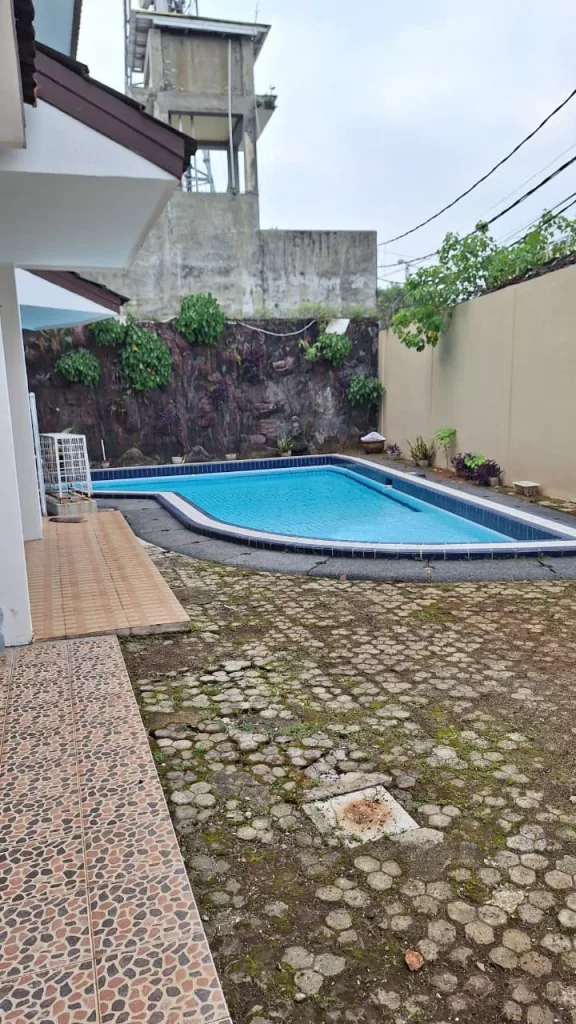 Buruan! Rumah sewa di Jalan Gaharu, Cipete Jakarta Selatan. Dekat MRT, Kemang & Simatupang. Unit bagus cepat habis—amankan sekarang!