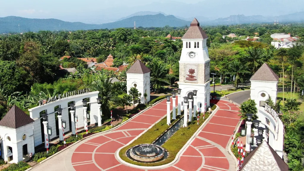 Bayar 10 Juta All In - Langsung Punya Rumah Di Telaga Kahuripan Bogor. kota mandiri hijau 750 ha dengan danau dan taman luas. Hunian modern, Fasilitas Lengkap.