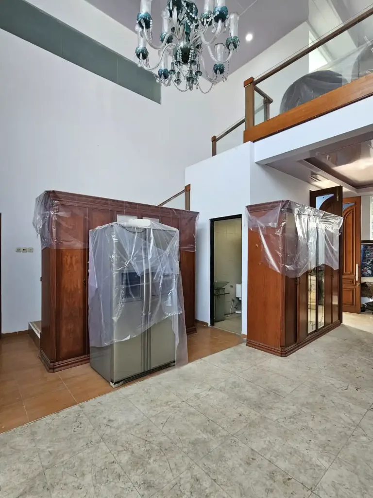 Rumah di Cilandak, Jaksel • 4 KT • 2 Mobil Dekat MRT (3)-new