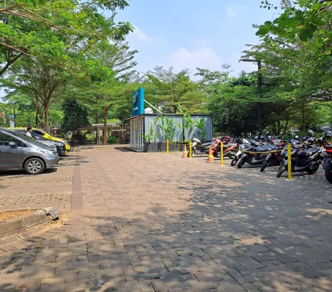 Panduan Parkir Stasiun LRT Ciracas (Tarif & Lokasi Resmi)
