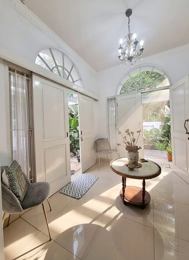 Rumah di Taman Bona Indah, Lebak Bulus, Cilandak, Jakarta Selatan - foto 2