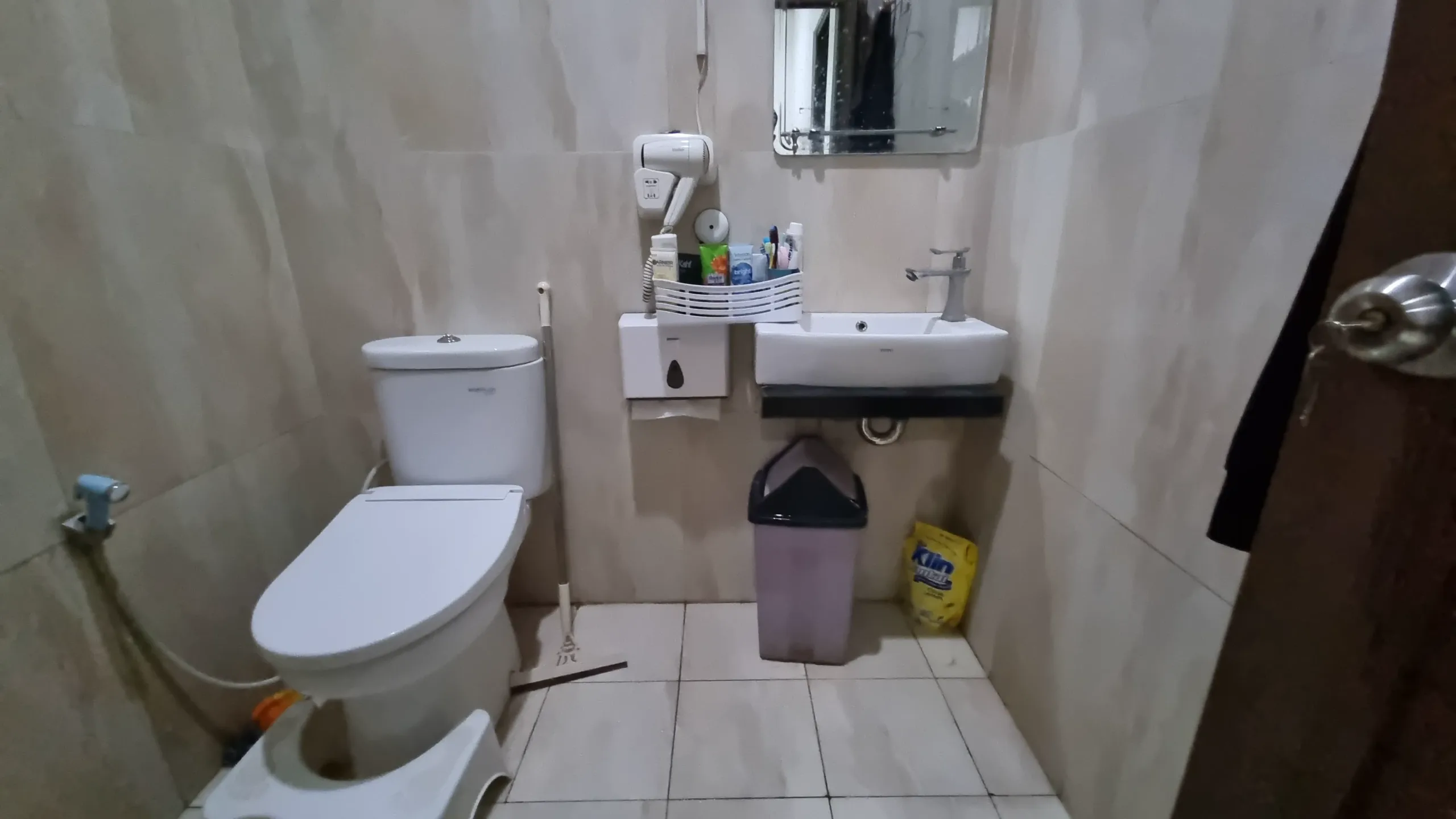 Rumah di Cinere Residence, Cinere, Depok - foto 5