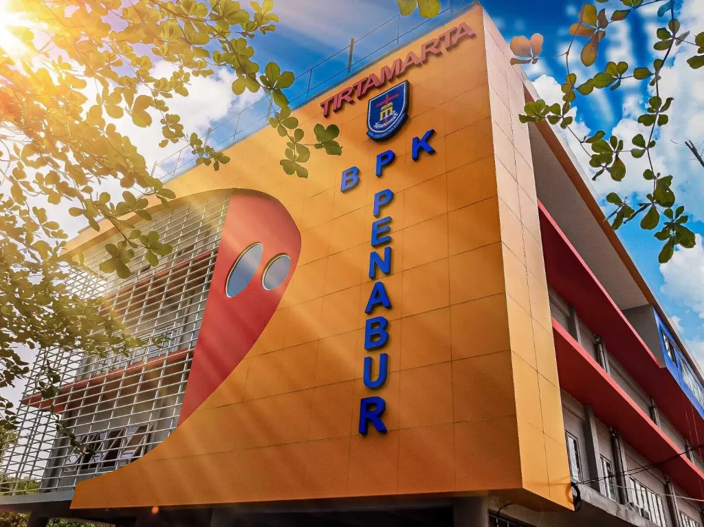 2. Sekolah Tirtamarta BPK Penabur Cinere